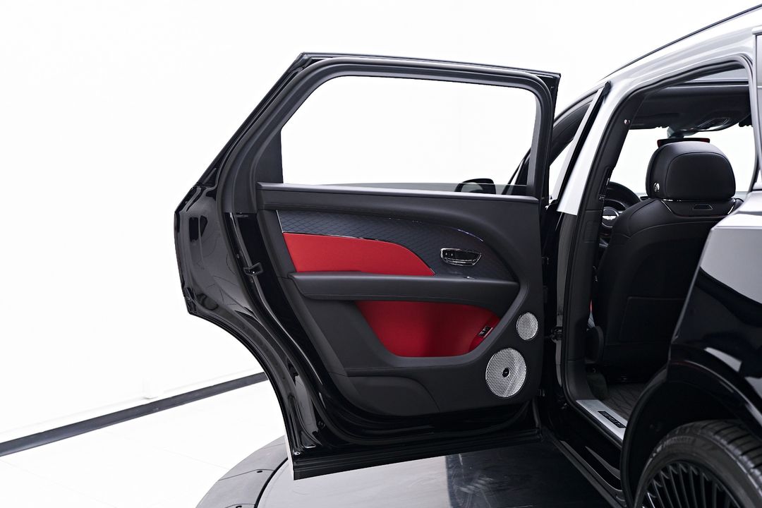 2023 Bentley Bentayga EWB