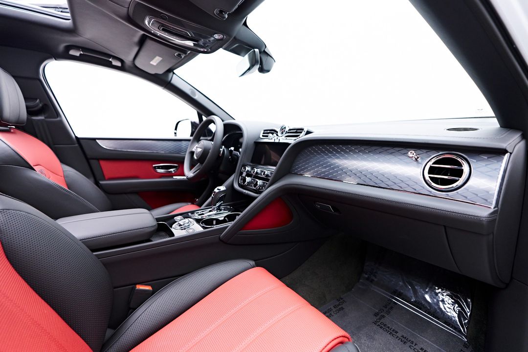 2023 Bentley Bentayga EWB
