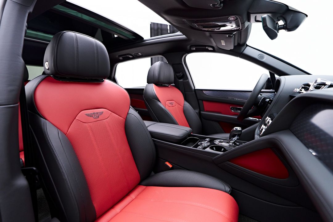 2023 Bentley Bentayga EWB