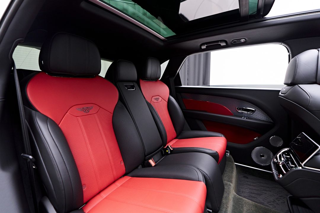 2023 Bentley Bentayga EWB
