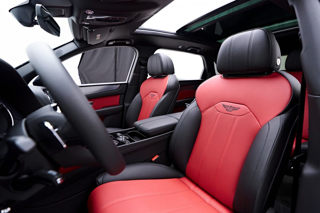 2023 Bentley Bentayga EWB