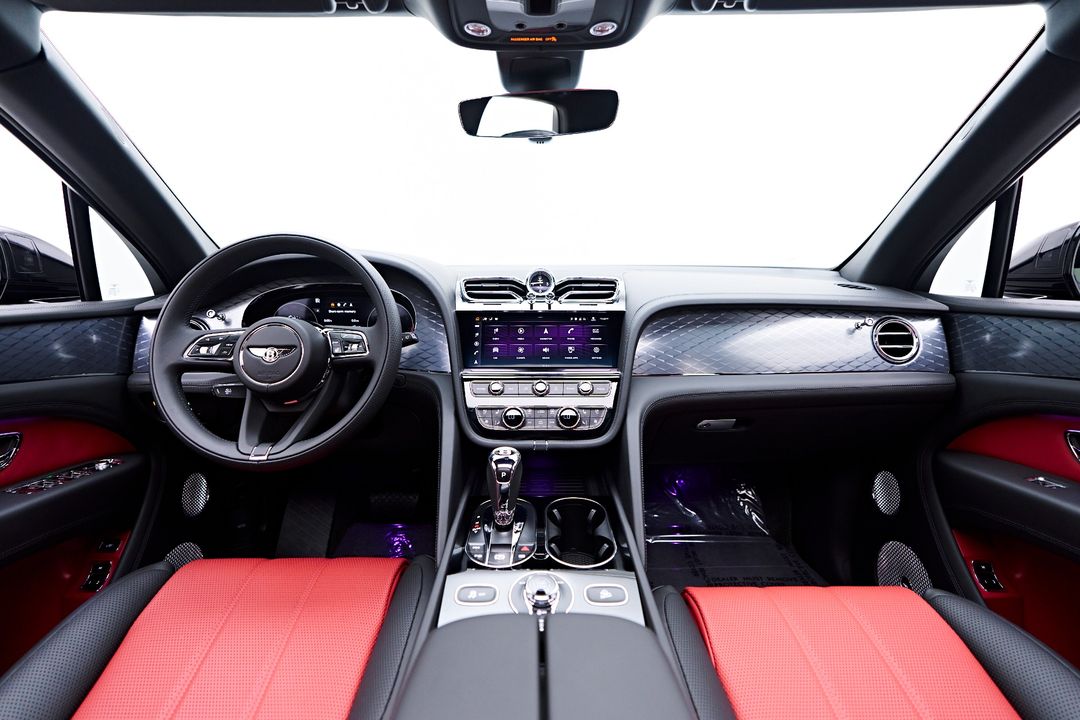 2023 Bentley Bentayga EWB