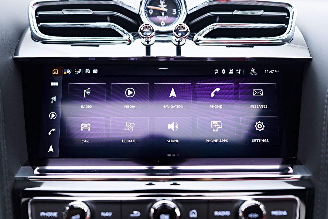 2023 Bentley Bentayga EWB