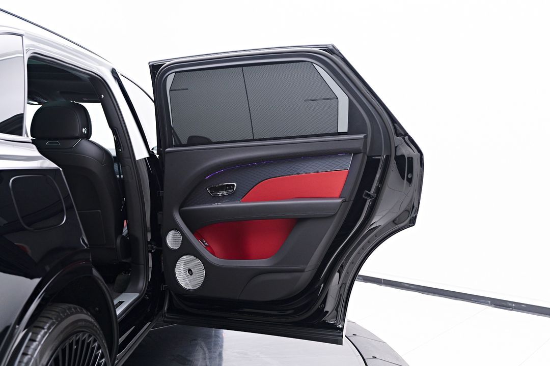 2023 Bentley Bentayga EWB