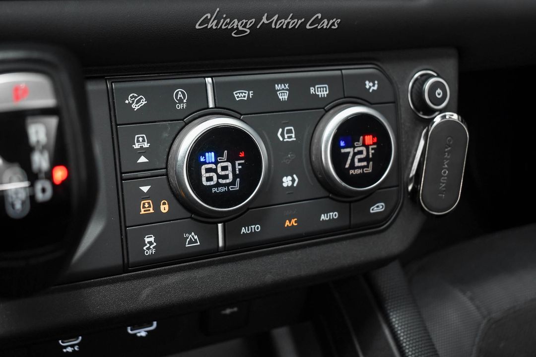 2023 Land Rover Defender