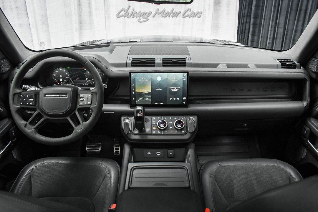 2023 Land Rover Defender