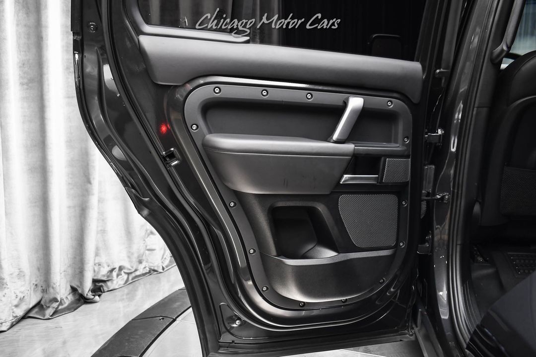 2023 Land Rover Defender