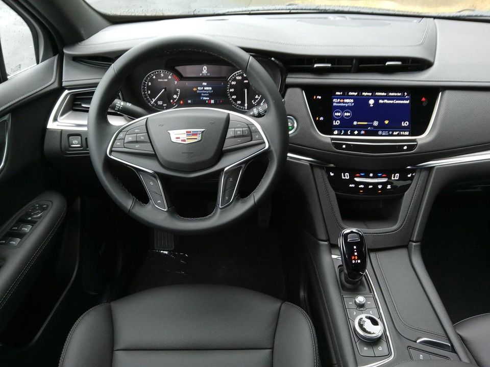 2025 Cadillac XT5