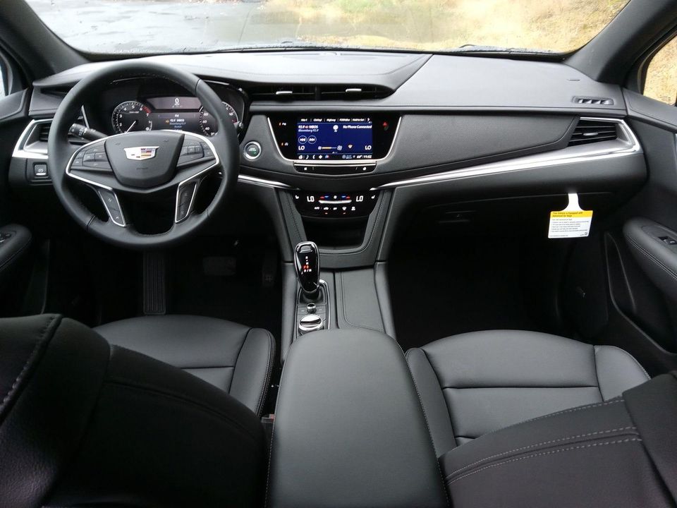 2025 Cadillac XT5