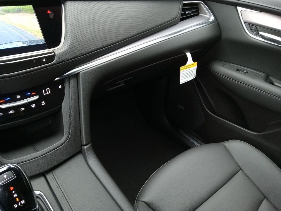 2025 Cadillac XT5