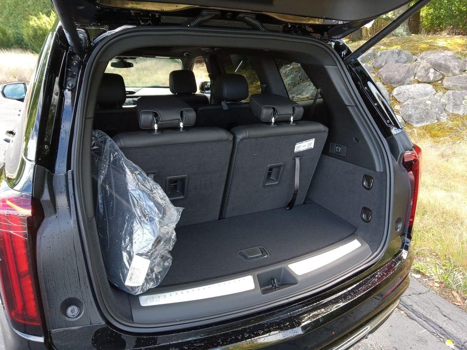 2025 Cadillac XT6