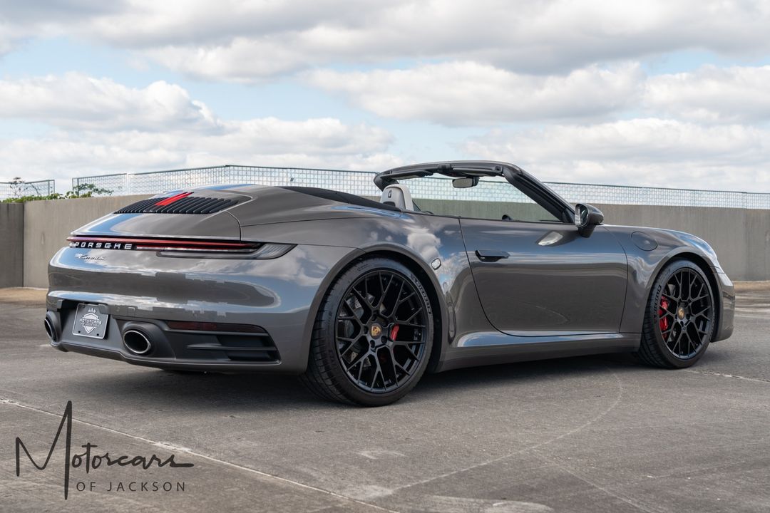 2022 Porsche 911