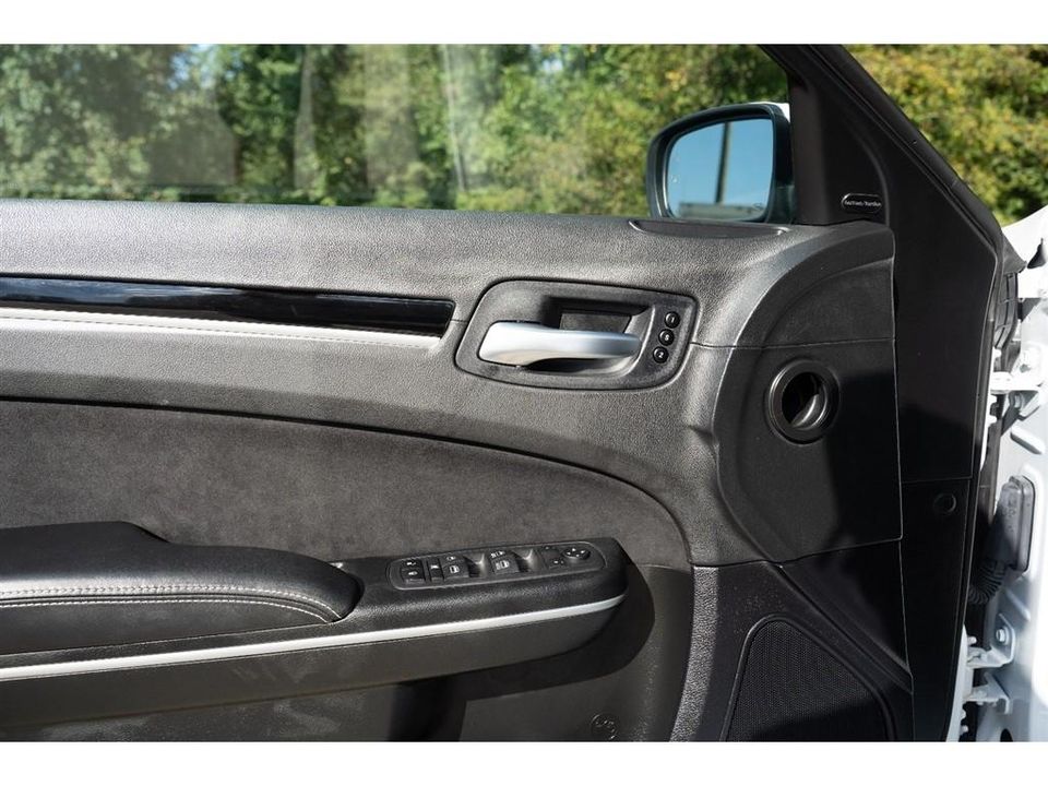 2023 Chrysler 300