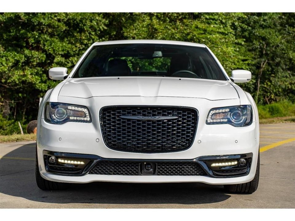 2023 Chrysler 300