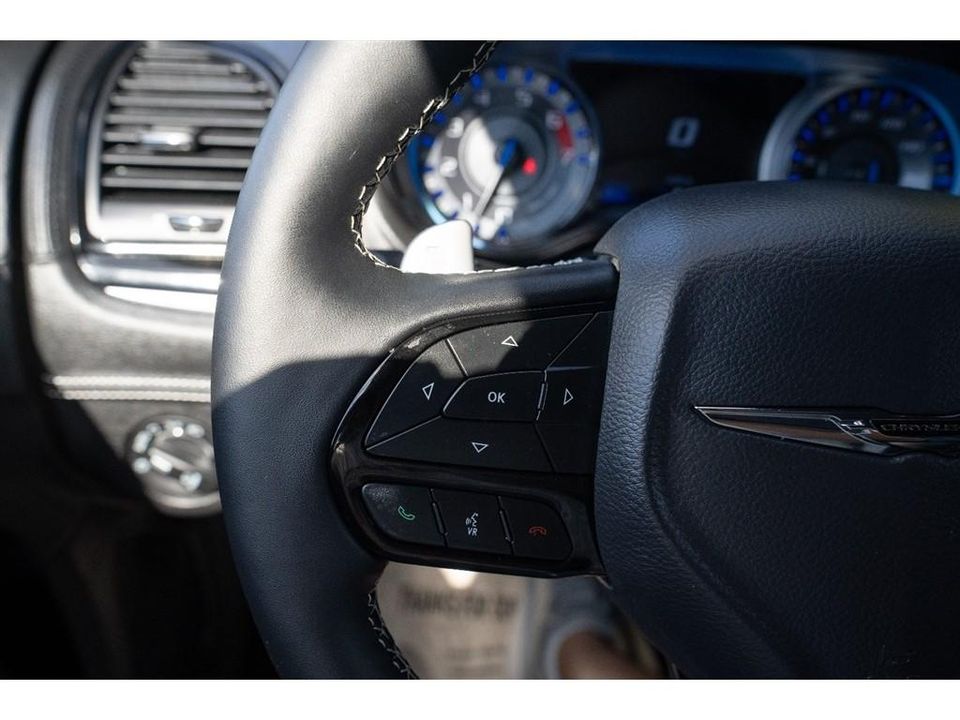 2023 Chrysler 300