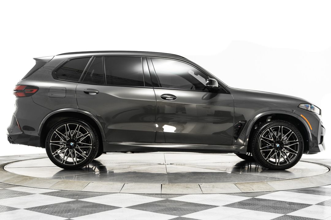 2025 BMW X5 M