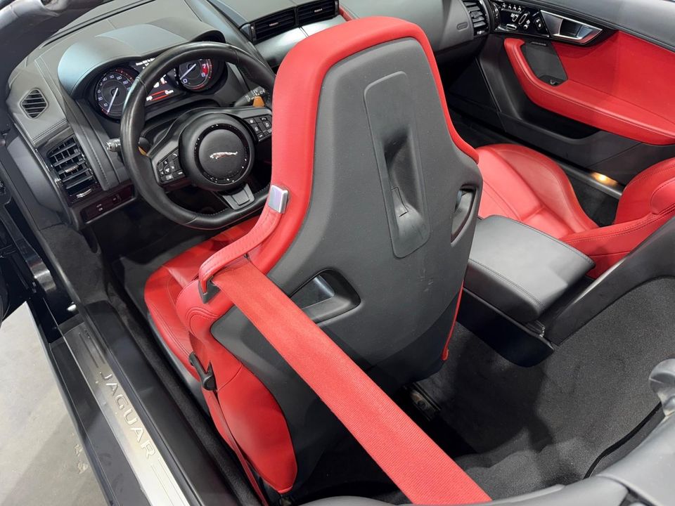 2015 Jaguar F-TYPE
