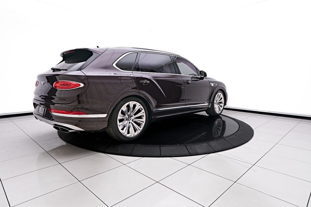 2023 Bentley Bentayga EWB