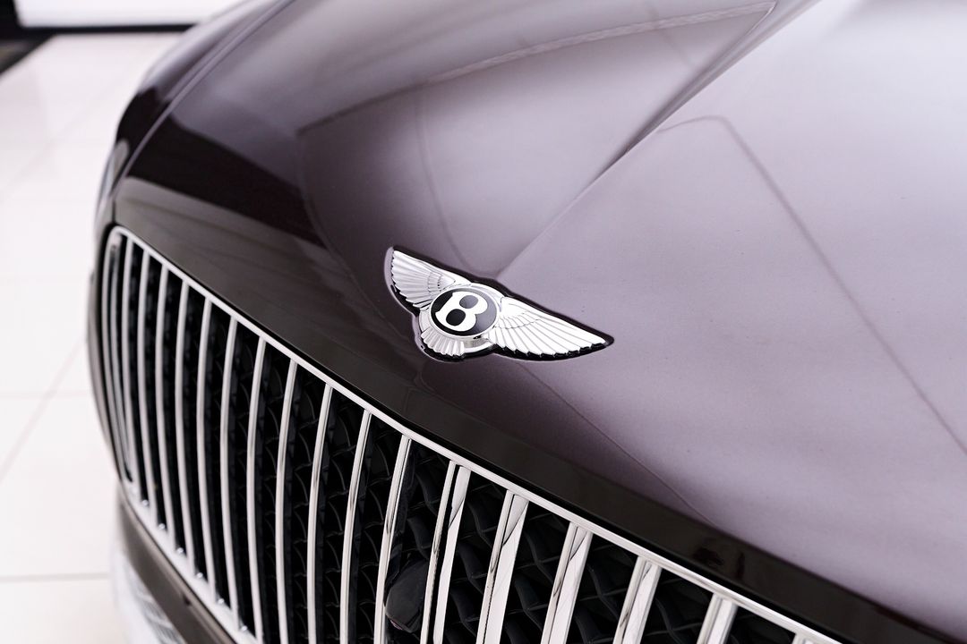2023 Bentley Bentayga EWB