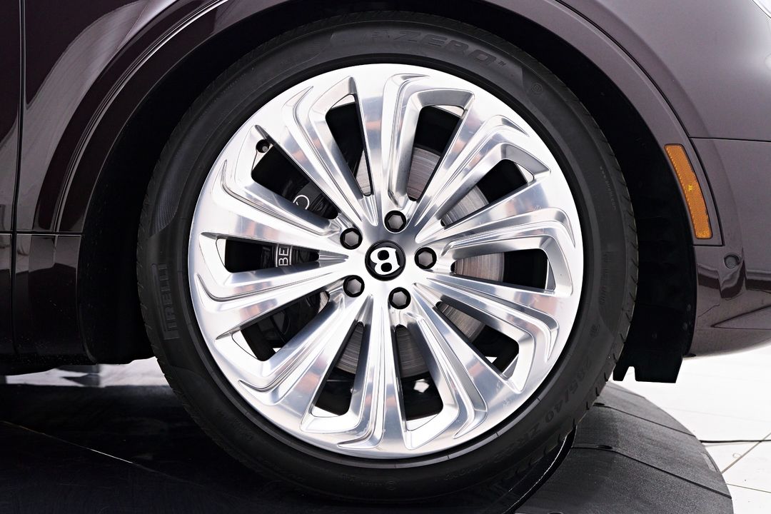 2023 Bentley Bentayga EWB