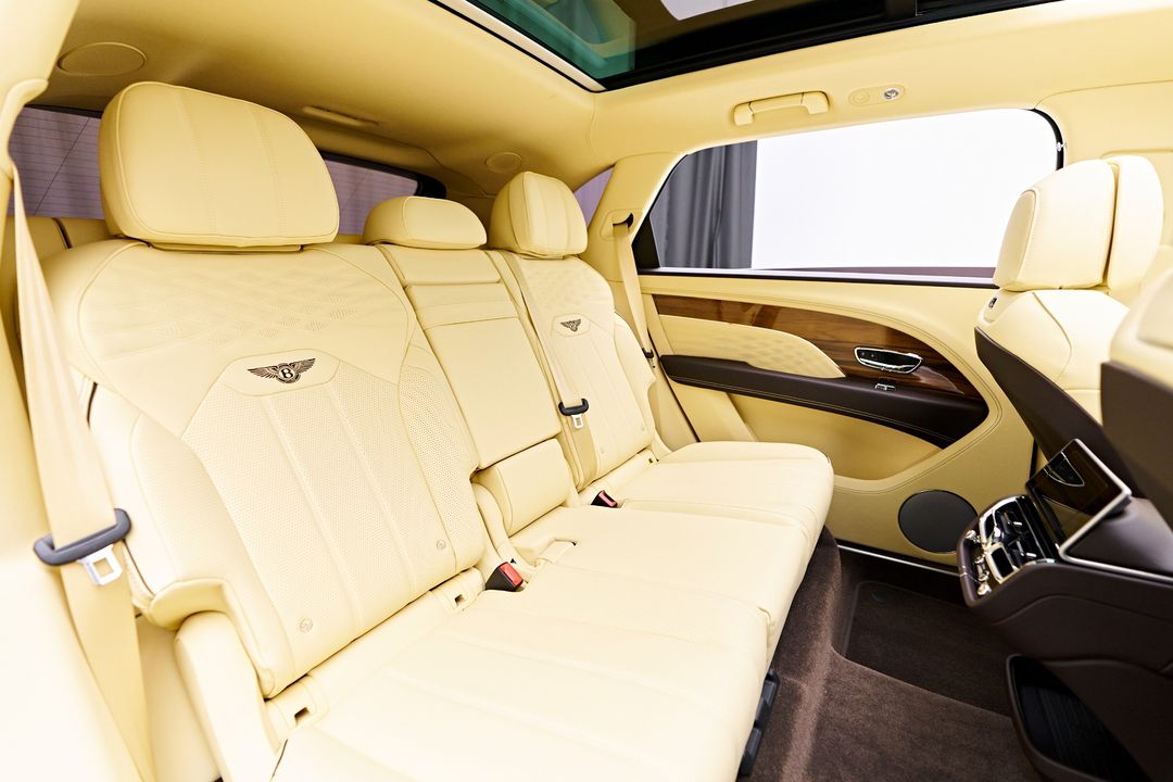 2023 Bentley Bentayga EWB