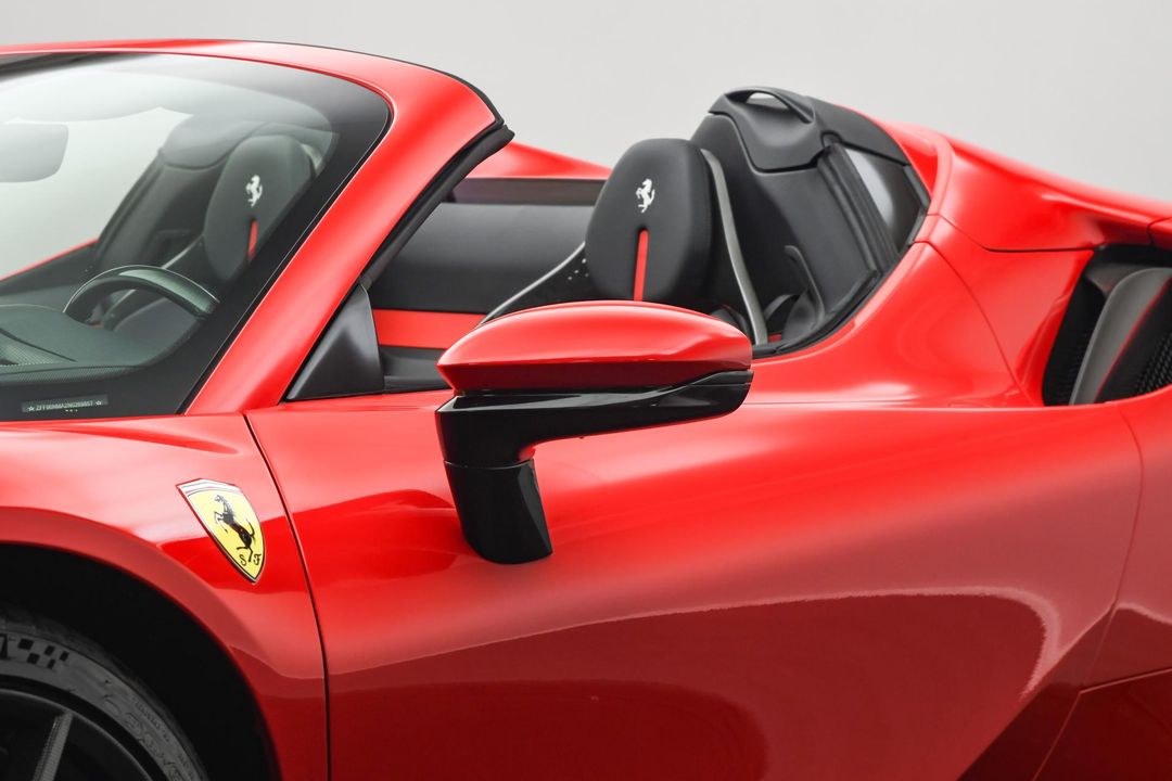 2022 Ferrari SF90 Spider