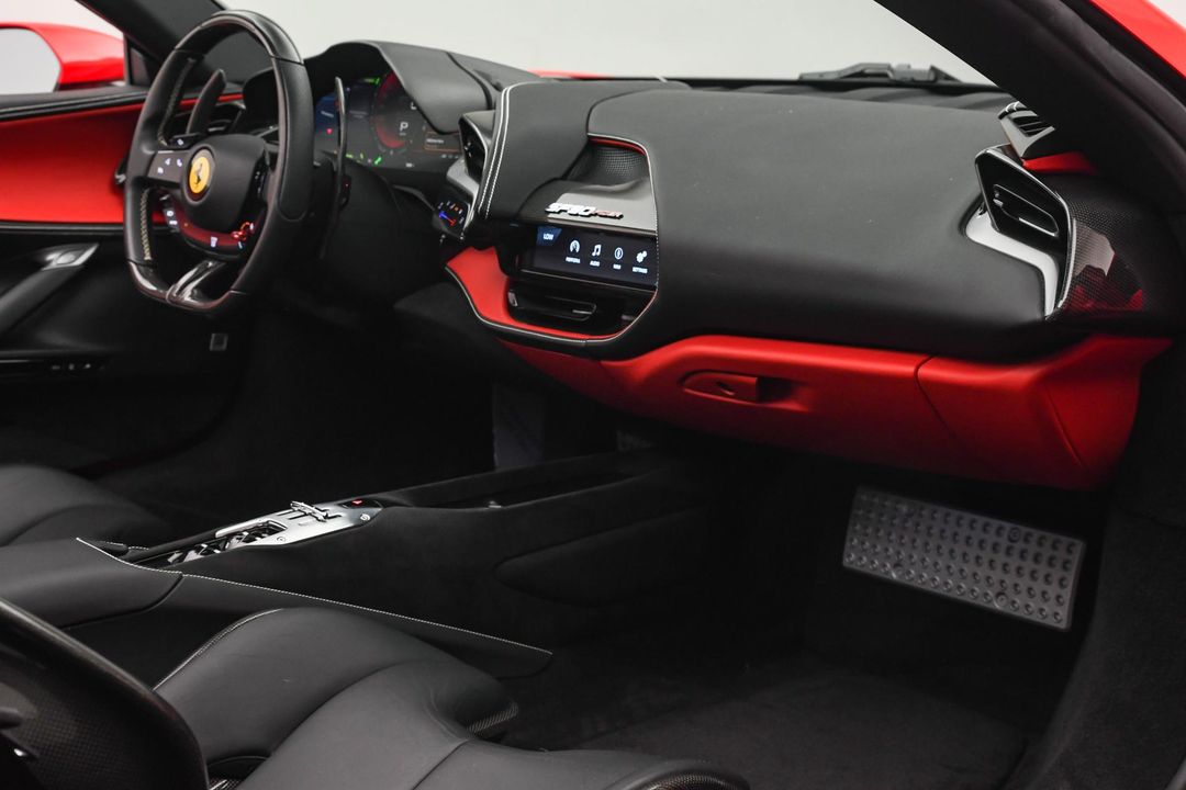 2022 Ferrari SF90 Spider
