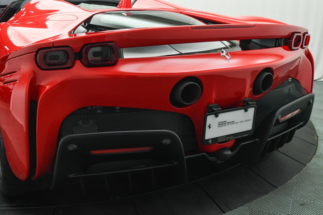 2022 Ferrari SF90 Spider
