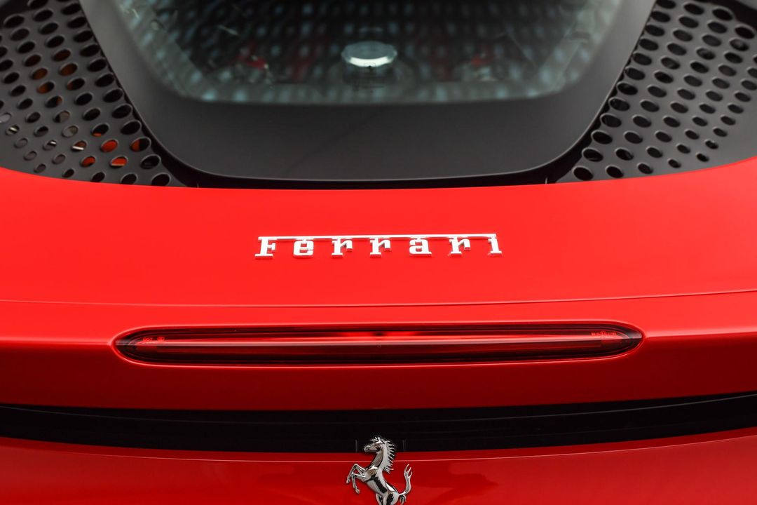 2022 Ferrari SF90 Spider