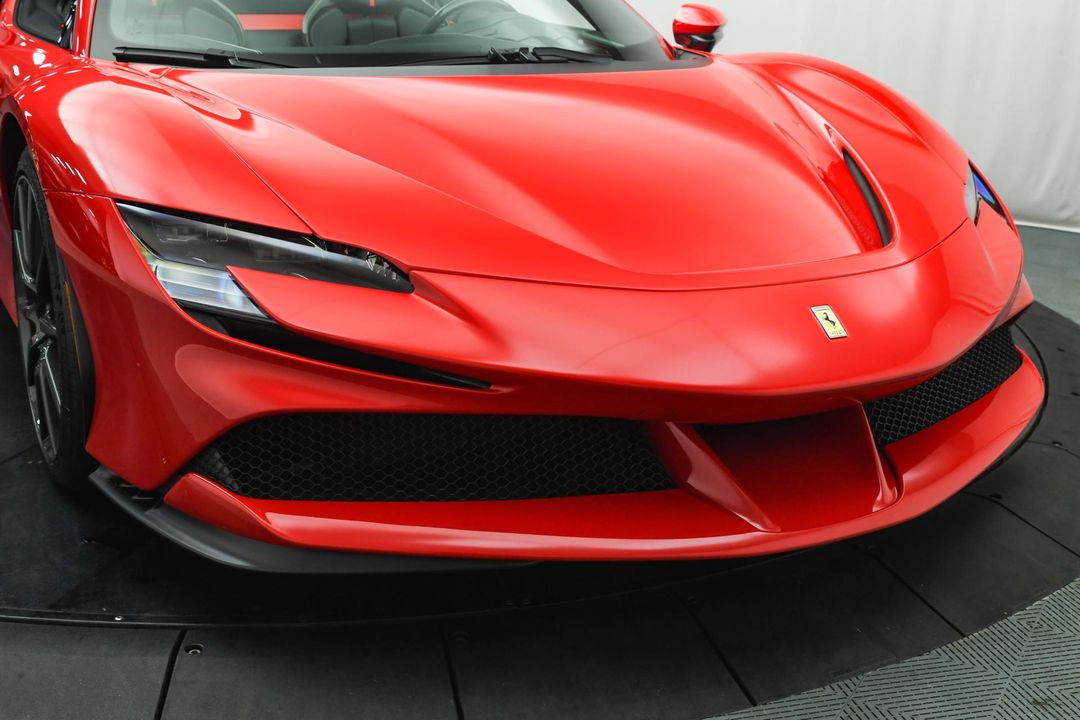2022 Ferrari SF90 Spider