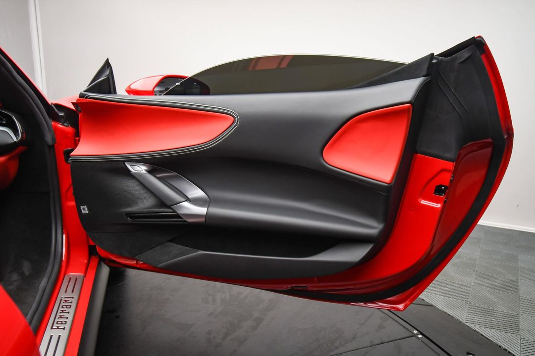 2022 Ferrari SF90 Spider