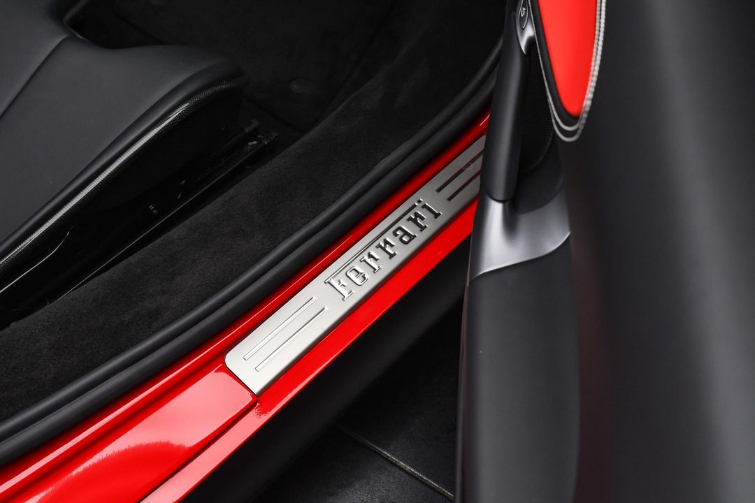 2022 Ferrari SF90 Spider