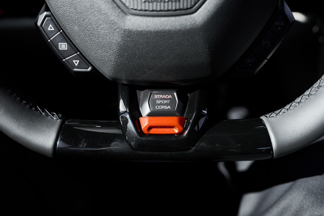 2022 Lamborghini Huracan EVO