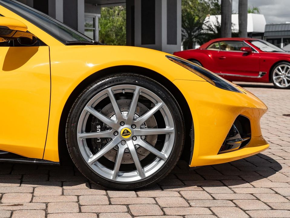 2025 Lotus Emira