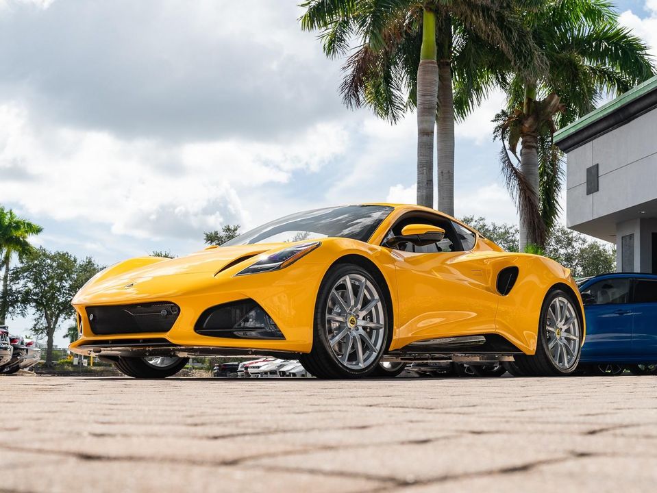 2025 Lotus Emira