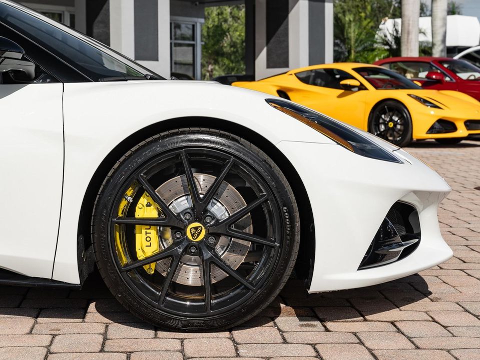 2025 Lotus Emira