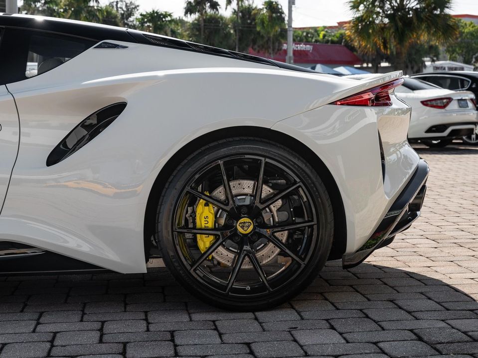 2025 Lotus Emira