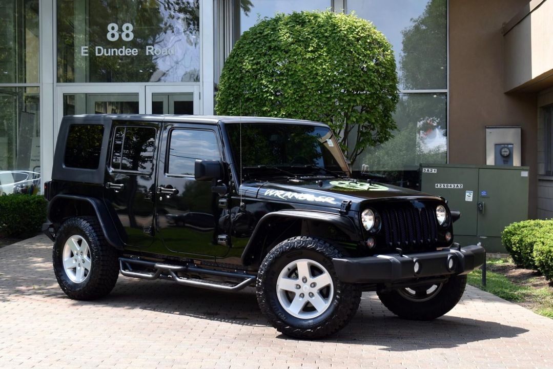 2015 Jeep Wrangler Unlimited Sport w/Engine: 3.6L V6 24V VVT and Transmission: 6-Spee