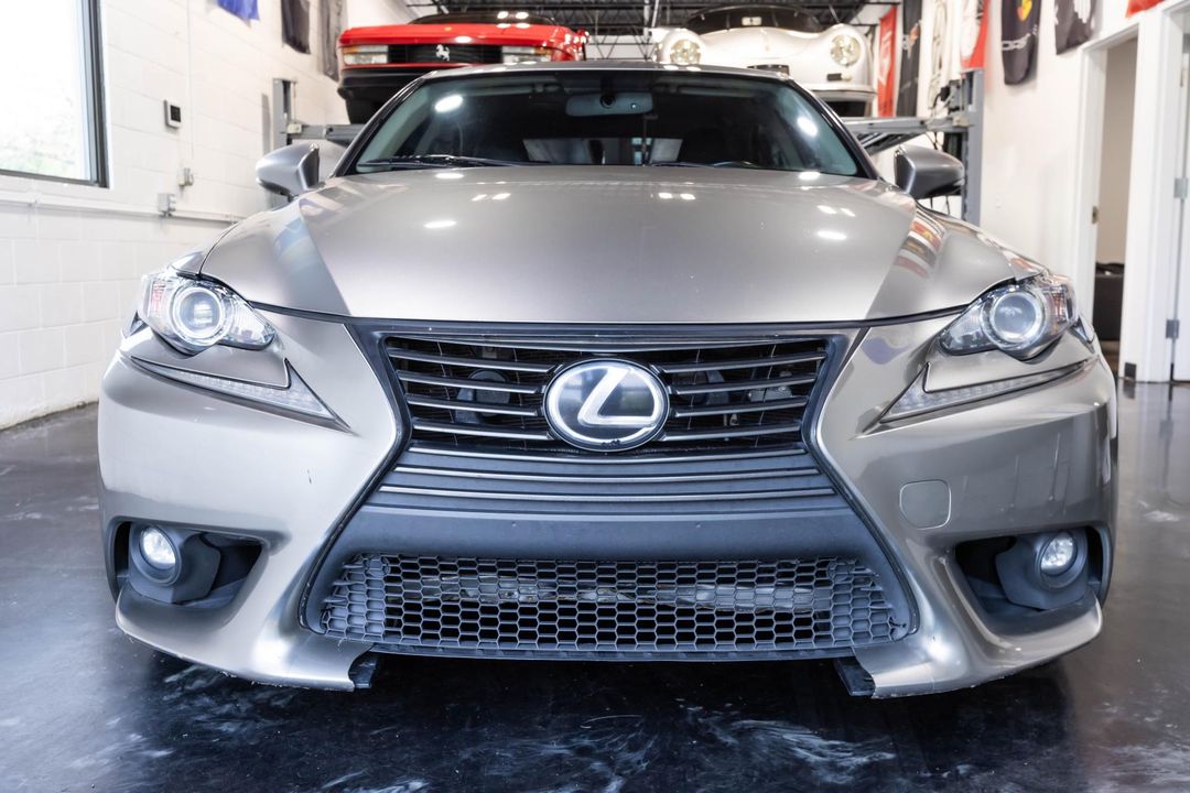 2016 Lexus IS 300