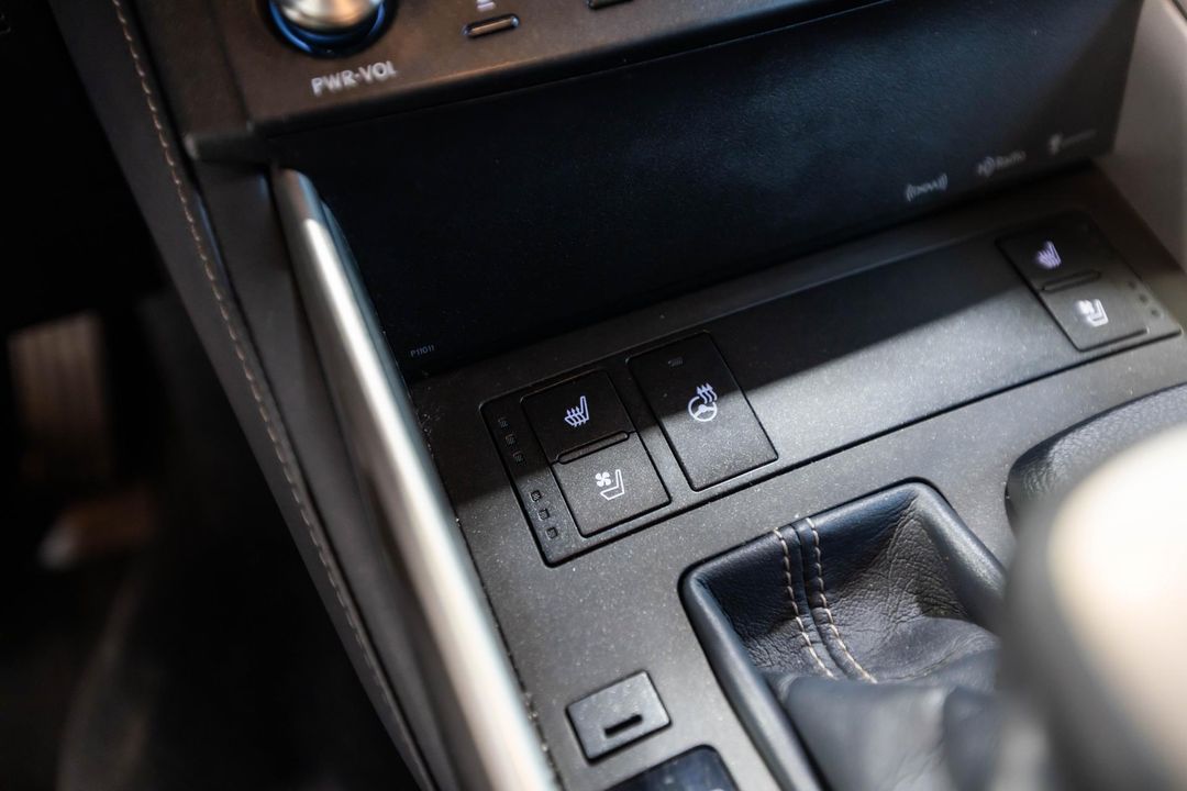 2016 Lexus IS 300