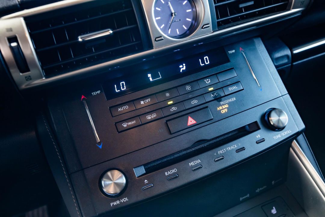 2016 Lexus IS 300
