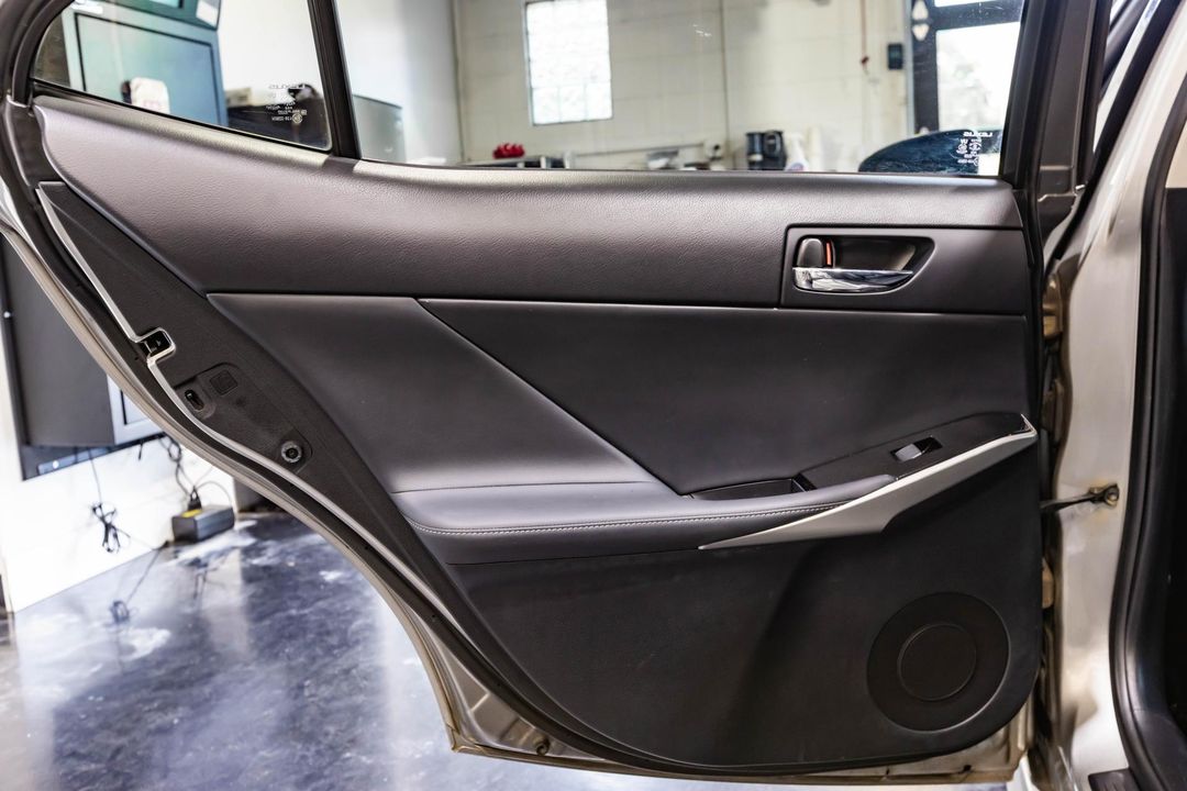 2016 Lexus IS 300