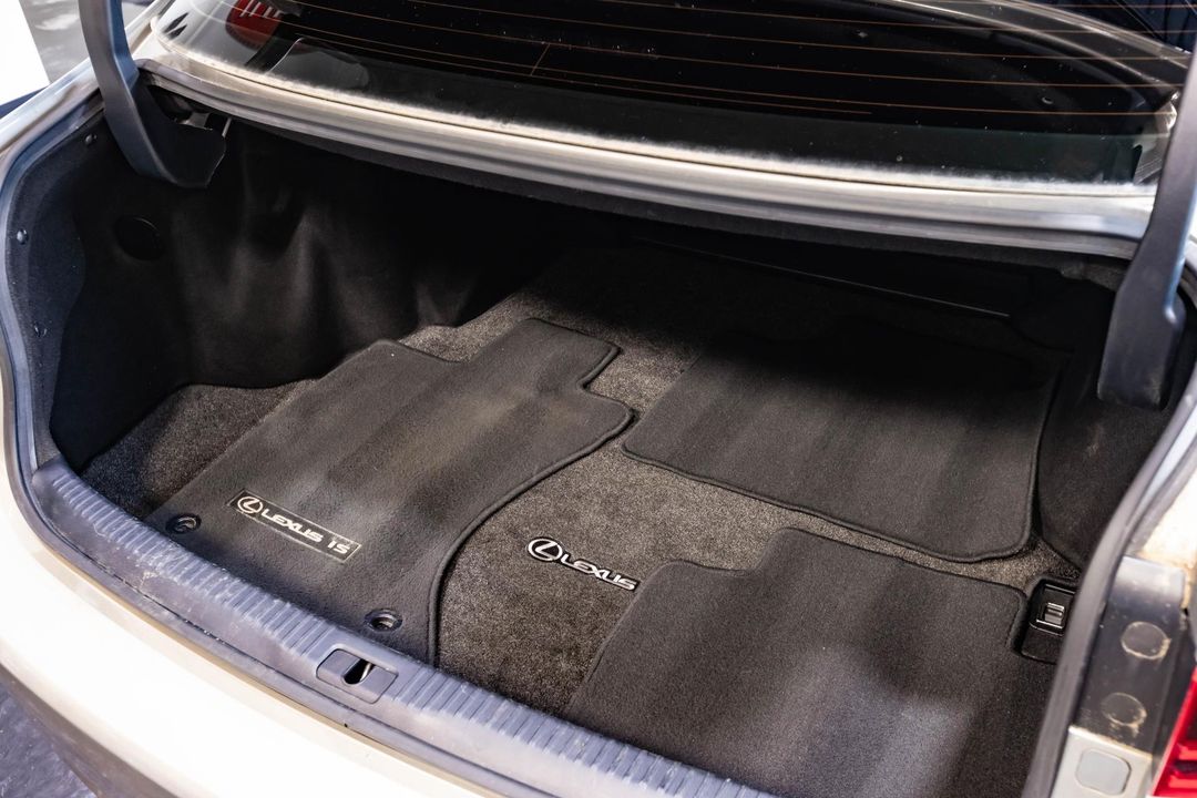 2016 Lexus IS 300