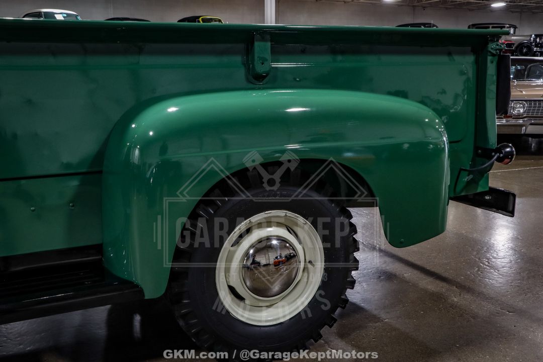 1948 Ford F3