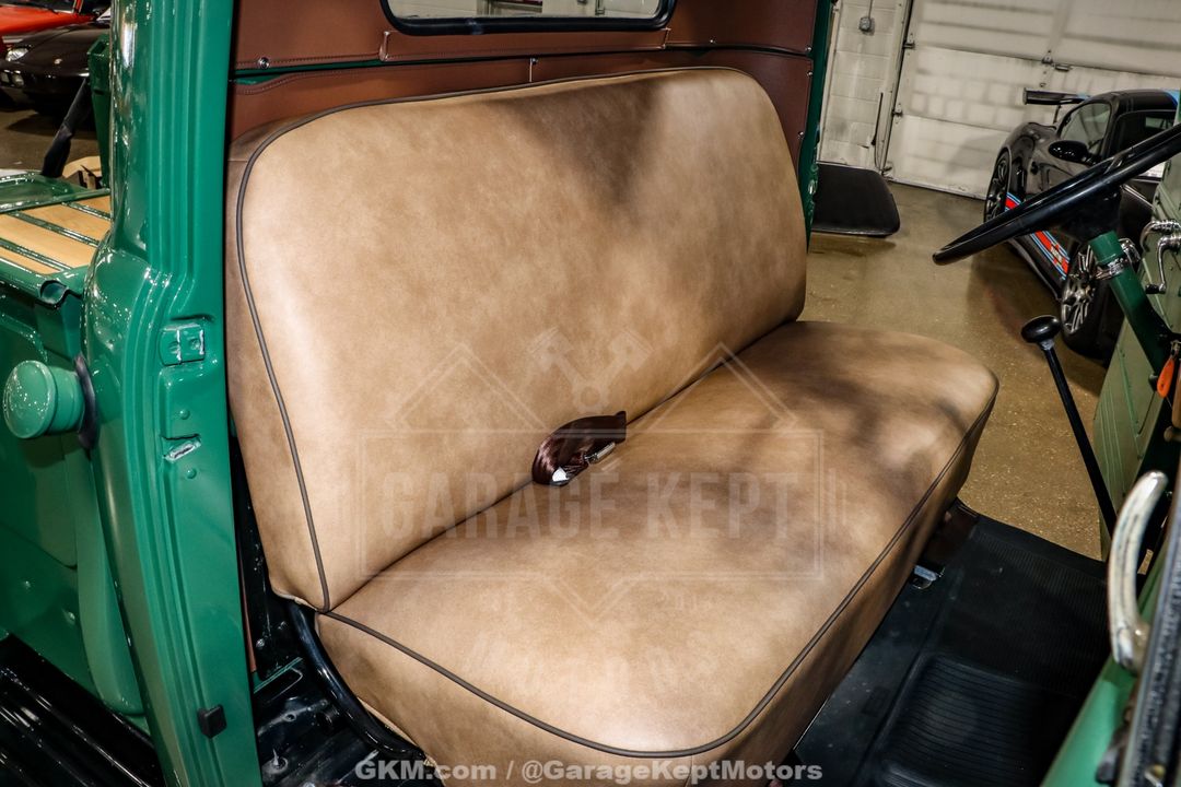 1948 Ford F3
