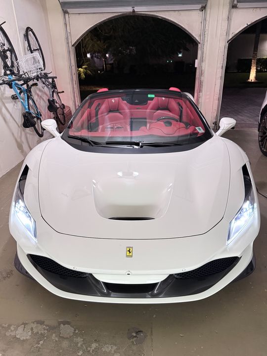 2021 Ferrari F8 Spider