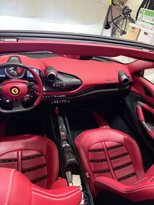 2021 Ferrari F8 Spider