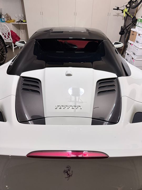 2021 Ferrari F8 Spider