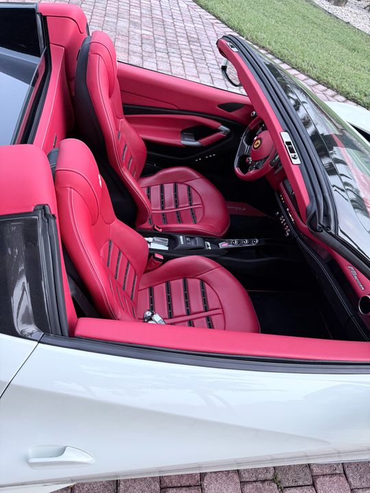 2021 Ferrari F8 Spider