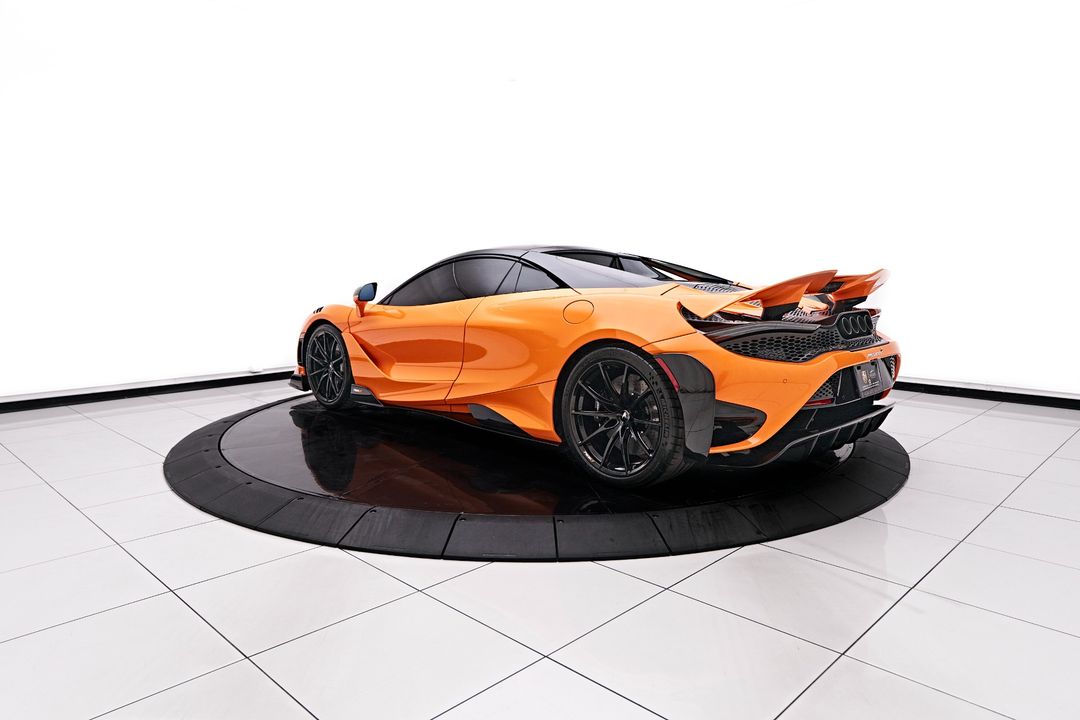2022 McLaren 765LT